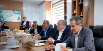 معاون وزیر صمت: تامین زیرساخت شهرک‌های صنعتی با جدیت پیگیری می‌شود