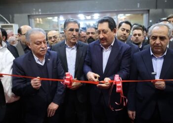 نمایشگاه تبریز متافو ۱۴۰۴ با حضور وزیر صمت افتتاح شد+ فیلم