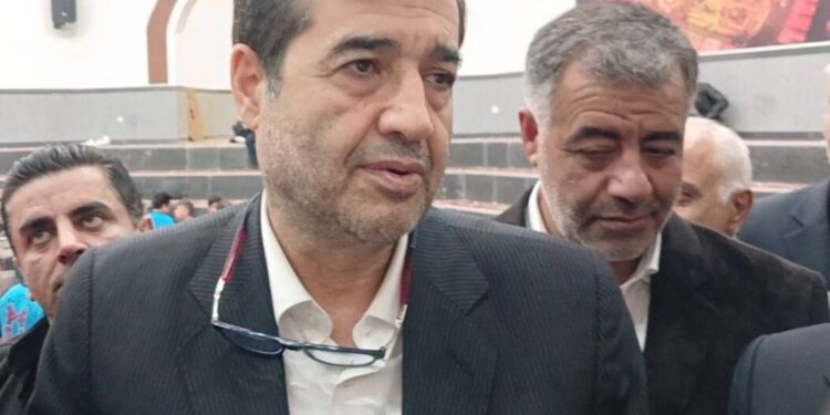 وزیر ورزش: مجموعه ورزشی ولایت بناب با استفاده از منابع مولدسازی تکمیل میشود