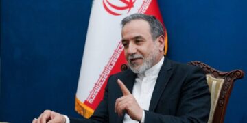 عراقچی: منطق مقاومت برتر از منطق تسلیم است