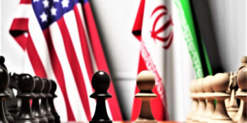 اول تحویل اورانیوم غنی شده ۶۰ درصد و در ازای آن تنها تعلیق ۶ ماهه اسنپ‌بک، دوم کاهش برد موشک‌ها به زیر ۵۰۰ کیلومتر