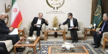 صدور مجوز ویژه واردات نهاده برای آذربایجان شرقی/ تأمین خوراک دام بدون پرداخت پول و با تهاتر شیر