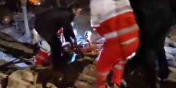 کشف پیکر 7 شهید از خانه های سازمانی راه آهن تبریز بدنبال حمله وحشیانه دشمن