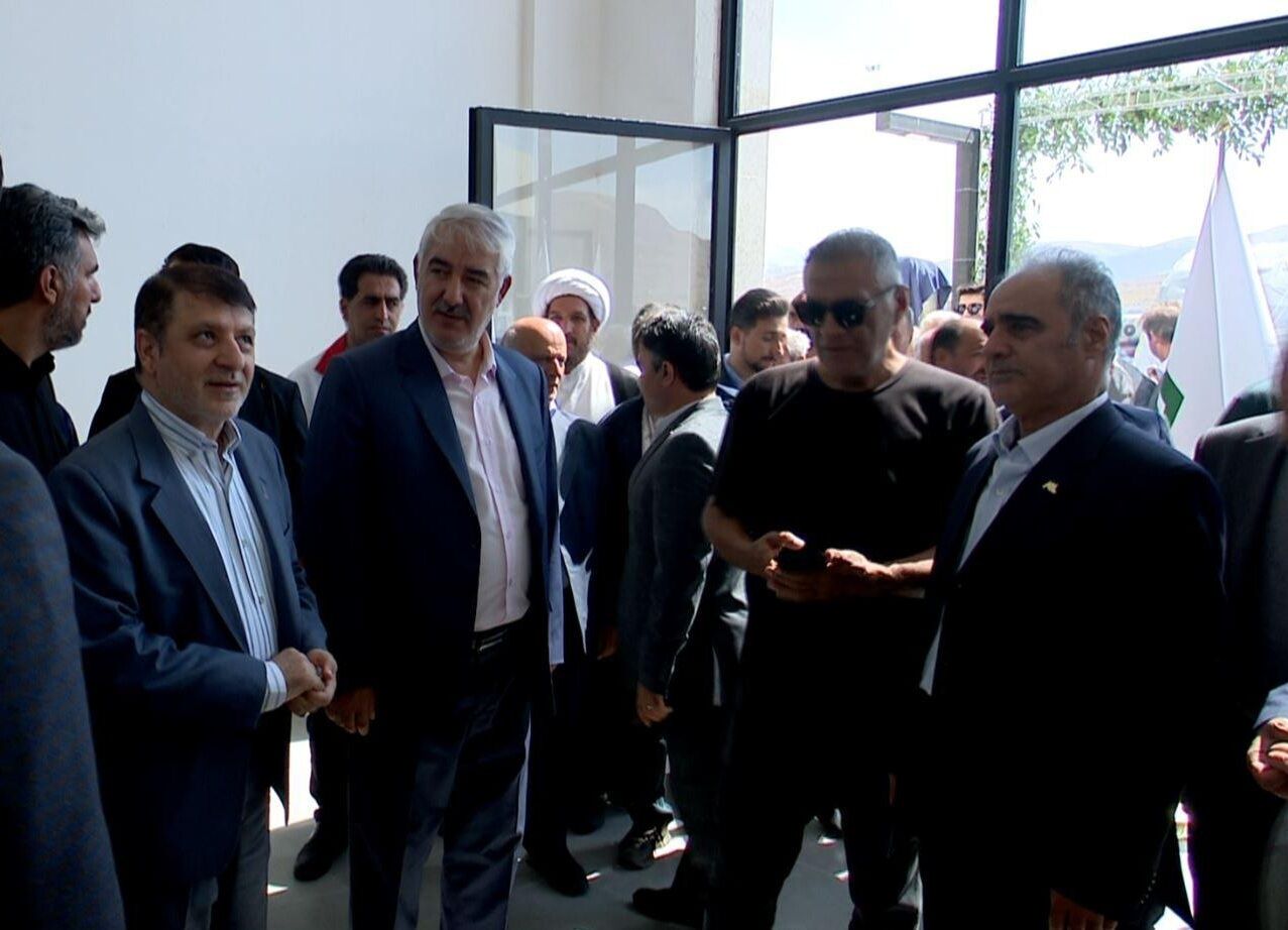 زنگ توسعه در شهریار تبریز به صدا درآمد؛ افتتاح مدرسه ۱۲ کلاسه شهید آلهاشم 2 زنگ توسعه در شهریار تبریز به صدا درآمد؛ افتتاح مدرسه